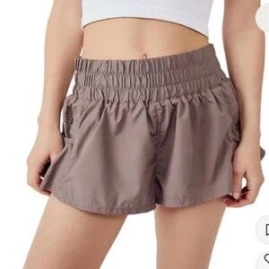 Free People Movement Flirt On Shorts in Mauve Size XS